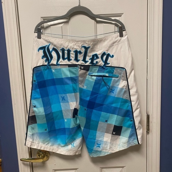 Hurley Shorts Mens 33 Blue Swim Boardshorts 10" inseam Geometric Squares - Picture 8 of 8